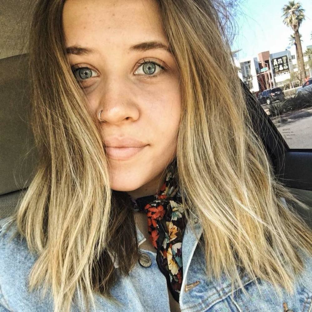 Meet your Posher, Sophie nicole